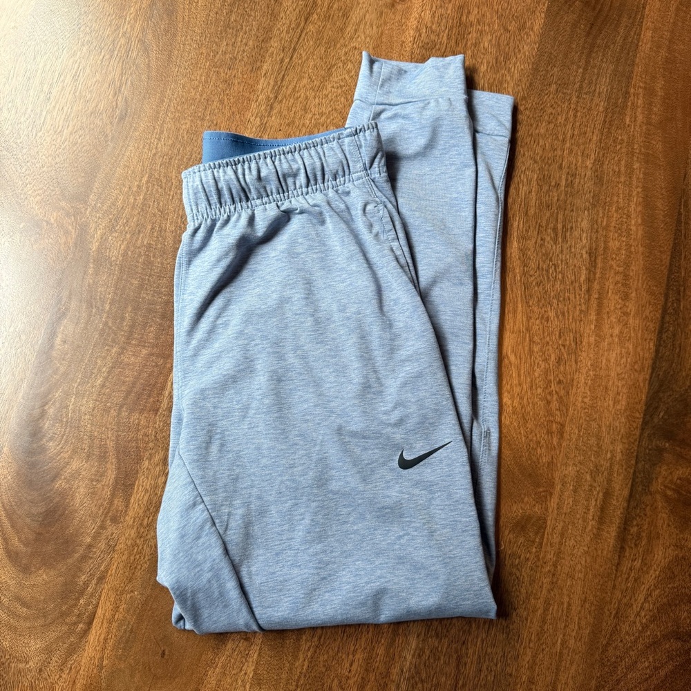 Nike Men's light blue Gray Sweatpants